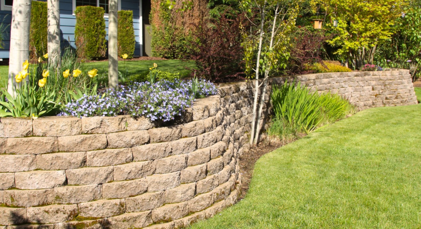 Retaining wall design and installation in Richmond, CA